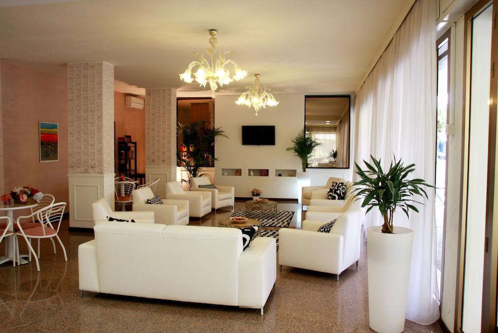 Hotel Astrid Cervia Exteriér fotografie